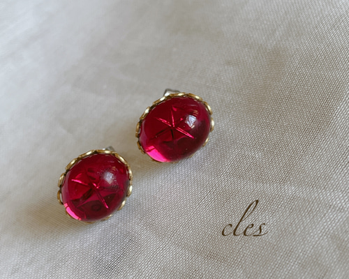 大ぶりスワロフスキー ルビーレッドサージカルステンレスピアス おお