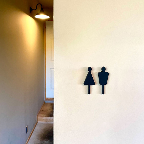 トイレサイン・トイレ看板・レディースピクトグラム・女性用マーク 2枚目の画像