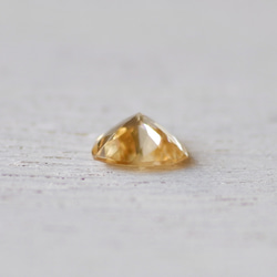 イエロー・ジルコン＊トリリアント・カット＊0.48ct＊5.0mm＊ZI-003 2枚目の画像