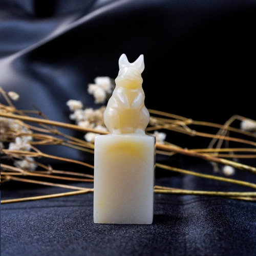 カスタマイズされた手作り印鑑-|ラオス石ウサギボタン 1.7x1.6 CM