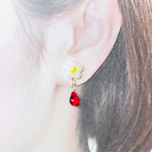 片耳]pikpik/カラー選択/サージカルステンレスピアス/ピクミン風