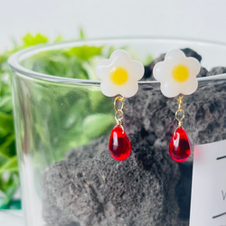 片耳]pikpik/カラー選択/サージカルステンレスピアス/ピクミン風