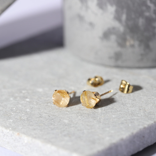 再販】『目標達成』ルチルクォーツ一粒ピアス◇6mm◇金属アレルギー 