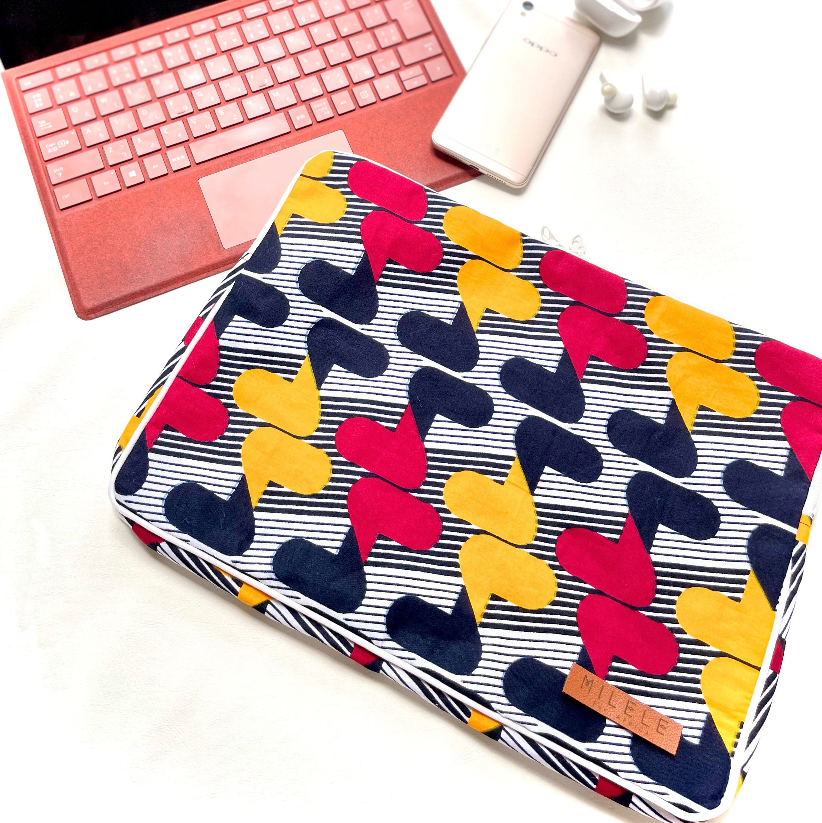 【アフリカ / バティック】PCケース◆COMMENT 6,607円