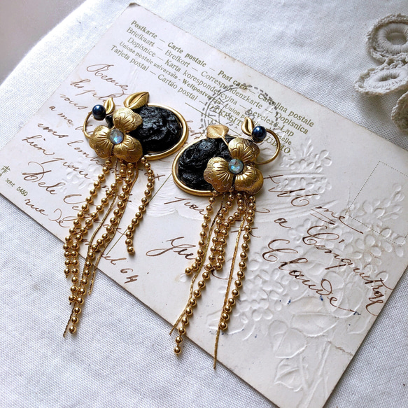 boz　ゴールドピアス　祈りの手 boz様専用 ゴールドピアス 祈りの手 ✽ Invitation 月夜