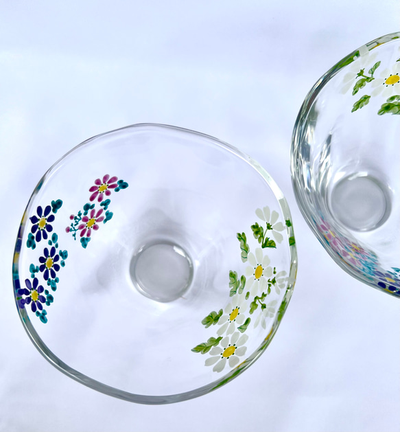 菊の花　ガラス小鉢 3枚目の画像