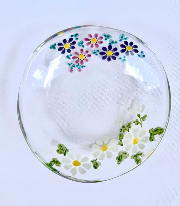 ガラスの9センチ豆皿　菊の花 5枚目の画像