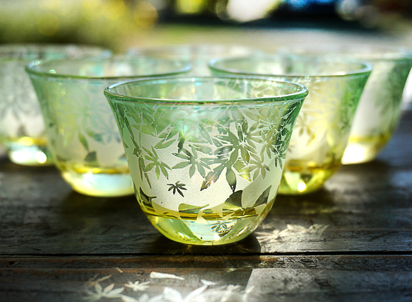 【再販】若紅葉と銀杏のお猪口 1枚目の画像