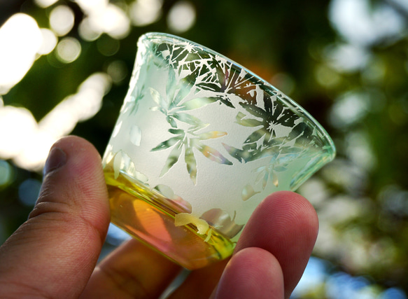 【再販】若紅葉と銀杏のお猪口 3枚目の画像