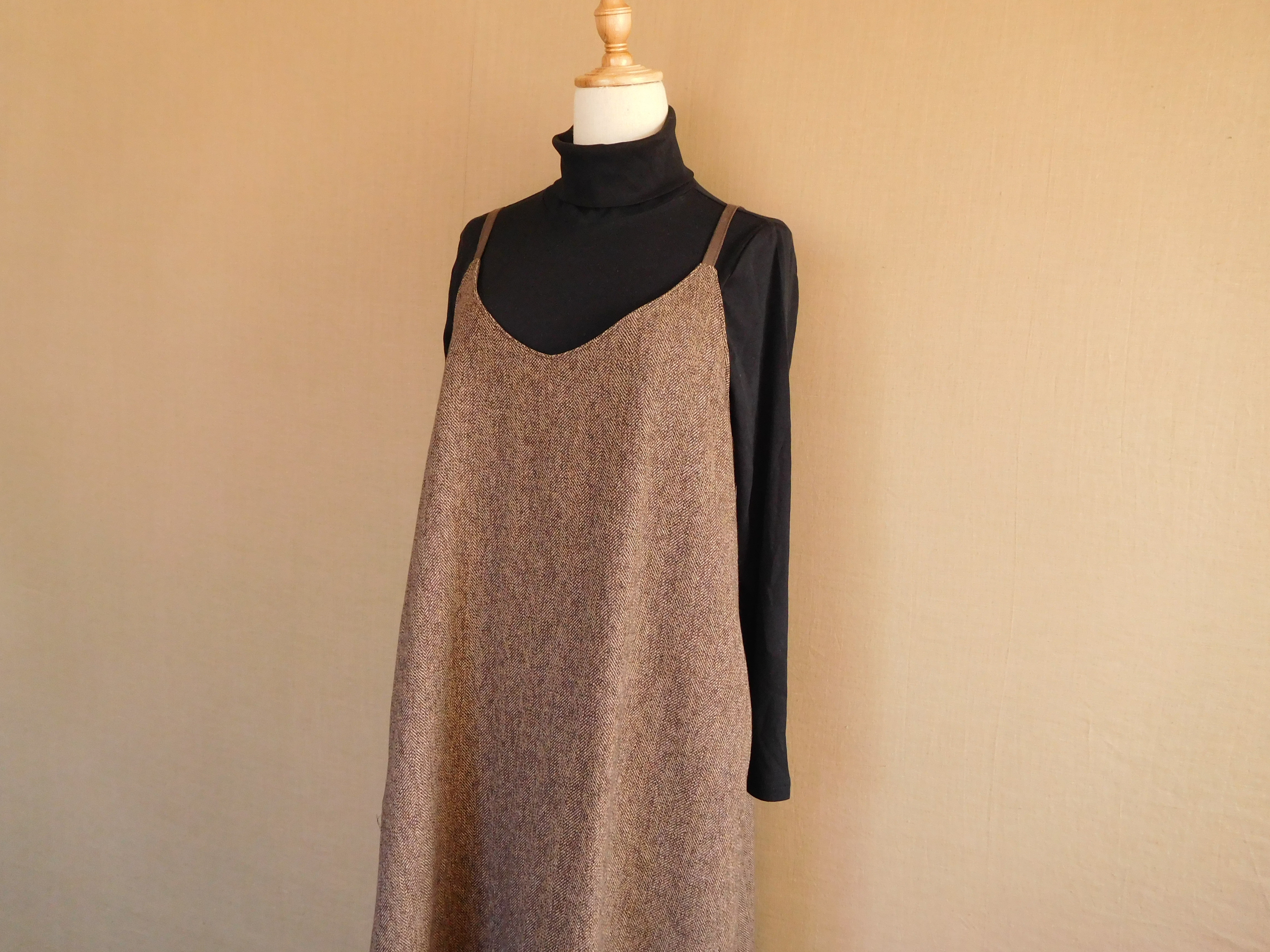 キャミソールワンピース　ブラウンヘリンボーン