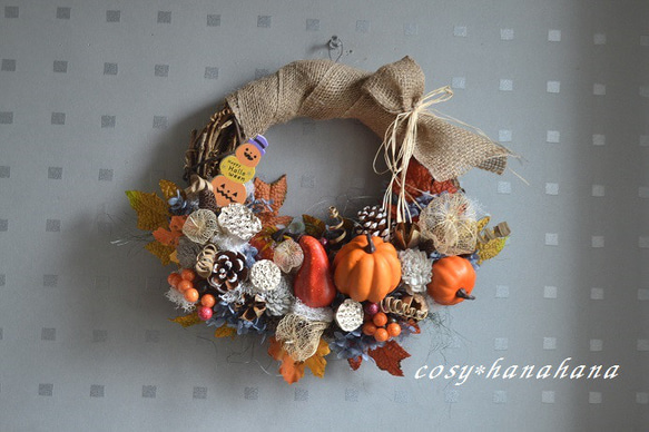 かぼちゃと木の実のハロウィンハーフwreath 1枚目の画像