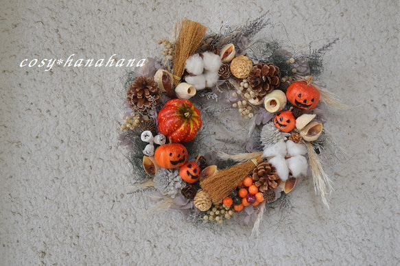 パンパスと木の実のハロウィンwreath 1枚目の画像