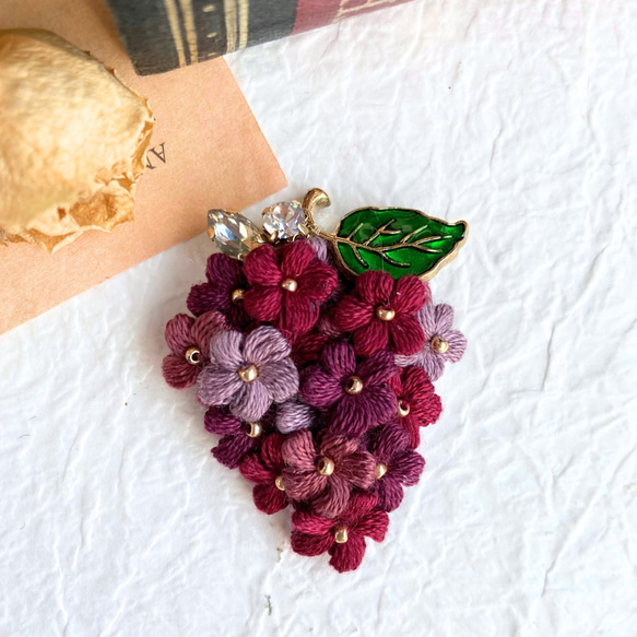 FOXEYお花のブローチ♡キャンディピンク⭐️新品未使用⭐️ FOXEYお花のブローチ♡キャンディピンク⭐️新品未使用