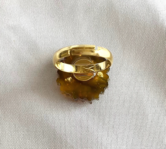べっこう花の指輪　k16gp フリーサイズ　ゴールド　金メッキ　レジン　リング　茶色　黄色　オレンジ　 10枚目の画像
