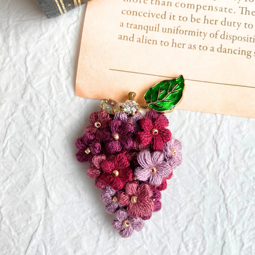 こっくり秋色葡萄のアクセサリーセット】 お花のぶどうブローチ ピアス