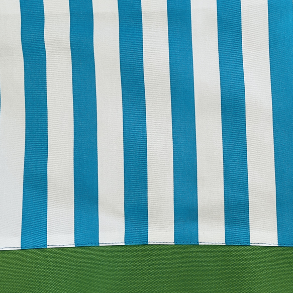 大きめサイズ　爽やかスカイブルー縦縞レッスンバック　11号帆布リーフグリーン切替　ループ　35×45 持ち手イエロー 5枚目の画像