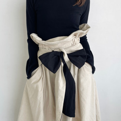 ウエストフリルデザイン変形型スカート(キナリ) 10枚目の画像