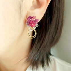 【こっくり秋色 葡萄 のピアス/イヤリング】　お花 の ぶどう 耳飾りボルドー　紫 7枚目の画像
