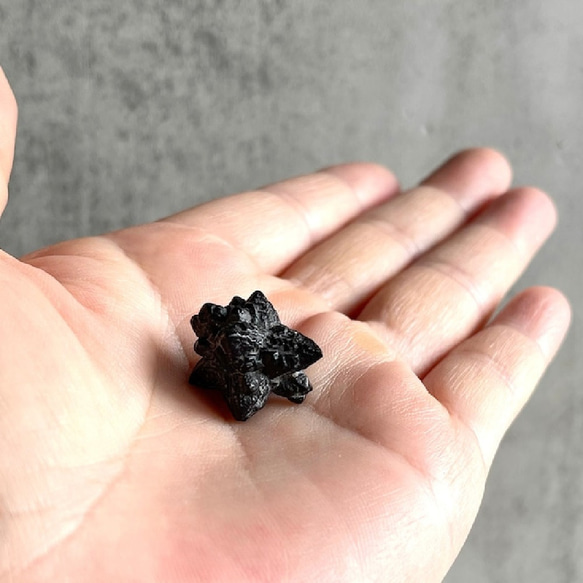 エジプト　鉱物　ゼットストーン・預言石（エジプト産鉱物標本） 4個セット エジプトの星の予言石！ゼットストーン レア 高品質 鉱物標本