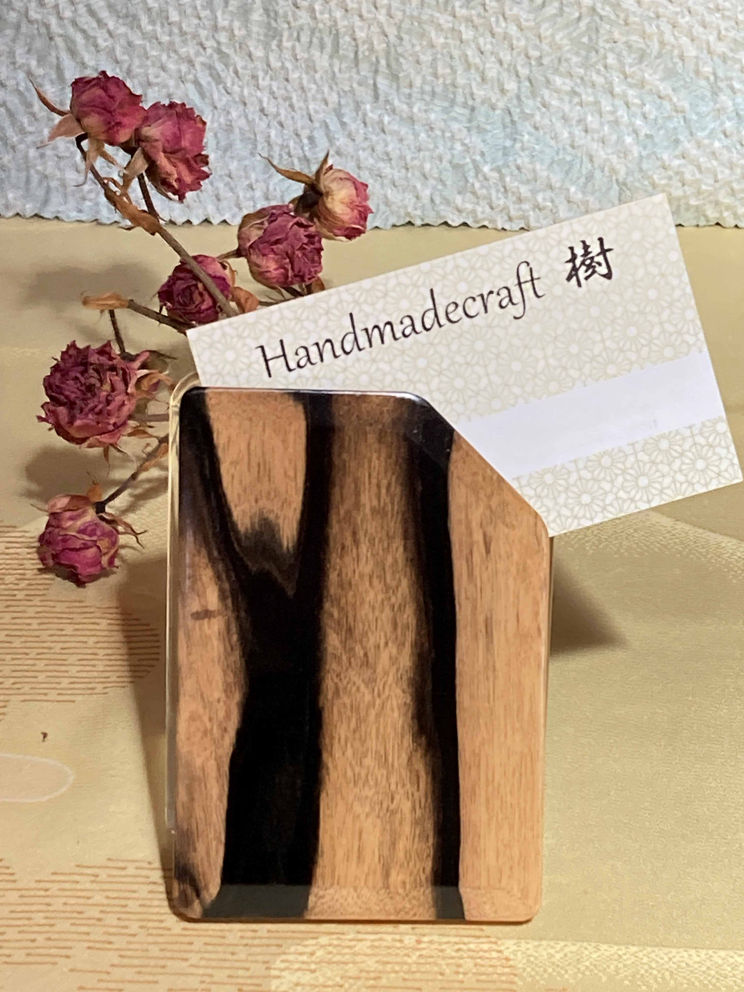 【新年のご挨拶で注目】世界をめぐる銘木シリーズ　黒柿　cardcase　富士