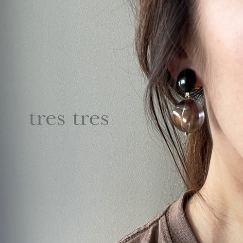 カボションピアス ニュアンス 冬アクセサリー ビーズピアス 大ぶり