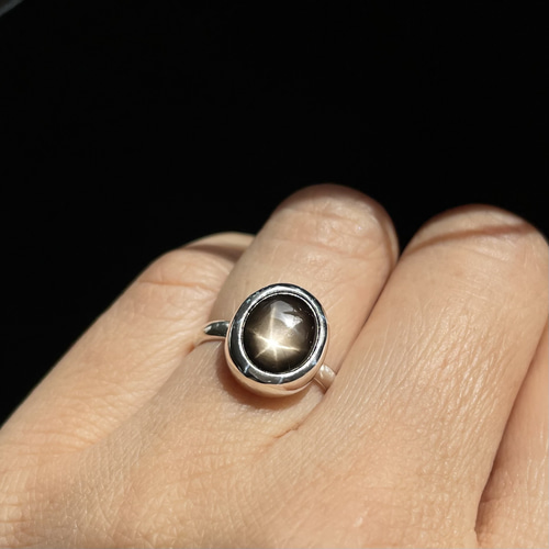 3.37ct!ブラックスターサファイアリング サイズ10.5号 シルバー 3.37ct!ブラックスターサファイアリング サイズ10.5号 シルバー