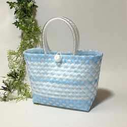 ppバンドの かごバッグ ～Mサイズ～ 透明感が可愛い プラカゴ 水色