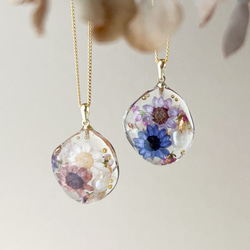 くすみカラーとドライフラワー/風薫る レジンネックレス