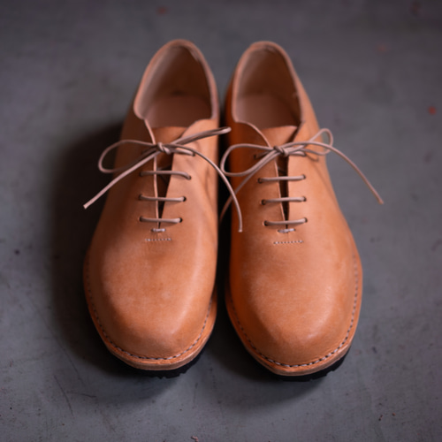 【美品】sergio rossi ホールカットシューズ（8）本革　革靴　刺繍　茶 美品】sergio rossi ホールカットシューズ（8）本革 革靴 刺繍 茶