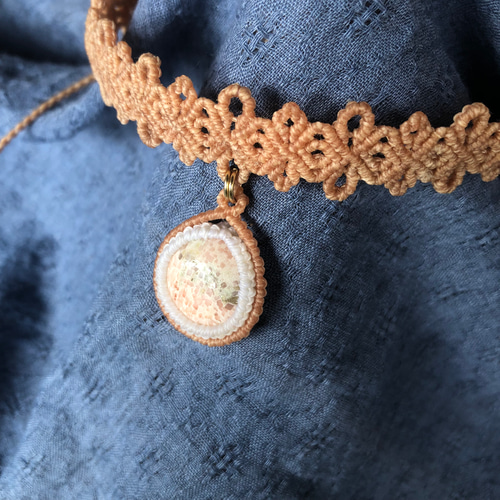 天然石【スコレサイト】トライバルパターンマクラメチョーカー オレンジ×ピンク 天然石【スコレサイト】トライバルパターンマクラメチョーカー