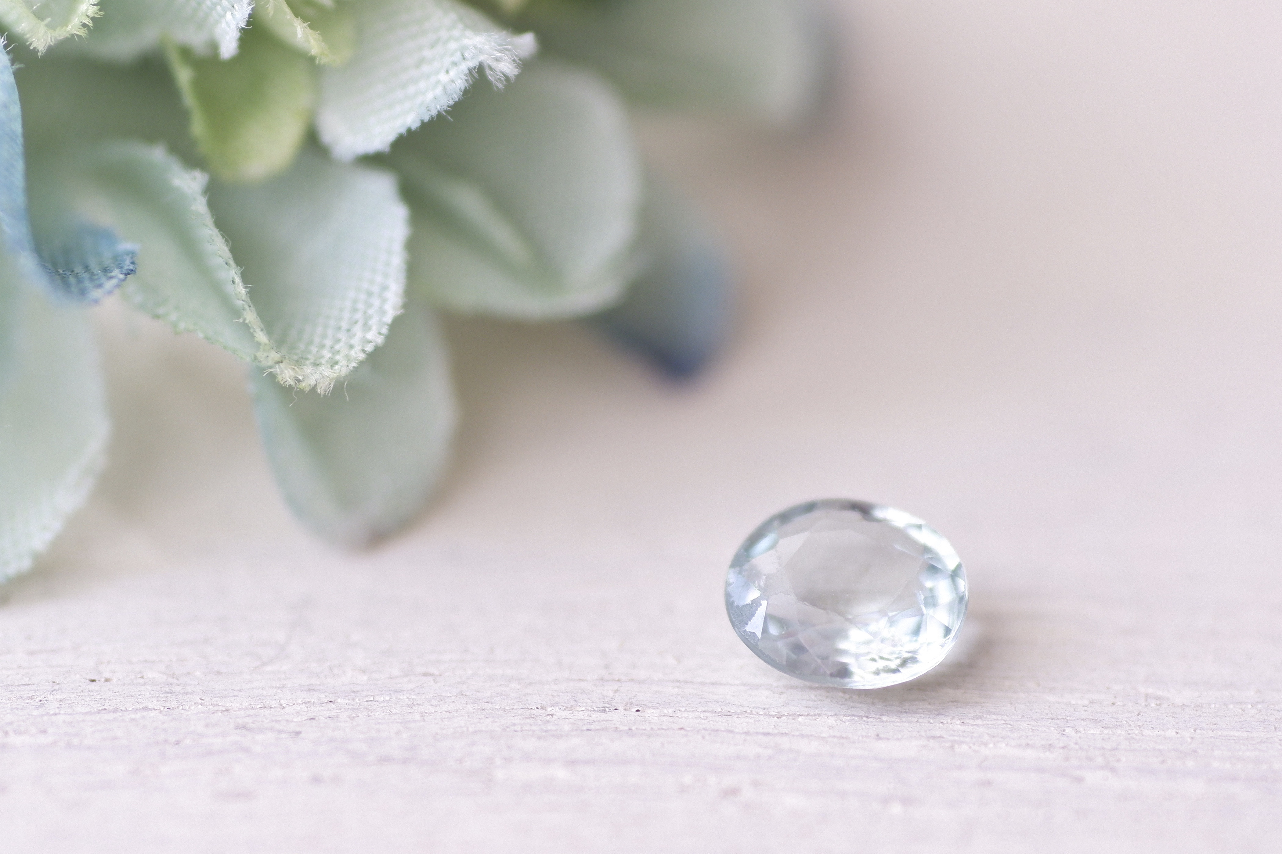 パライバ・トルマリン＊オーバル・カット＊0.69ct＊6.1×5.3mm＊TO-055