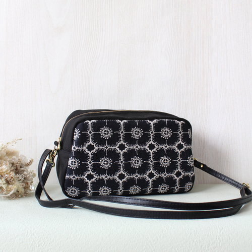 【春SALE】ミナペルホネン★新作アネモネ×タンバリンショルダーポシェット minä perhonen tambourine ショルダーバッグ Sサイズ color