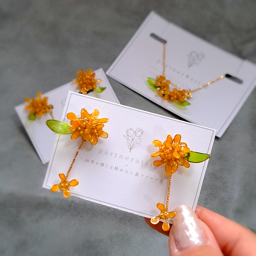 美品】TAKE-UP 誕生花ジュエリーcaro fiore 金木犀ピアス TAKE-UP