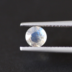 ラブラドライト＊ラウンド・カット＊0.48ct＊5.1mm＊FLA-023 5枚目の画像