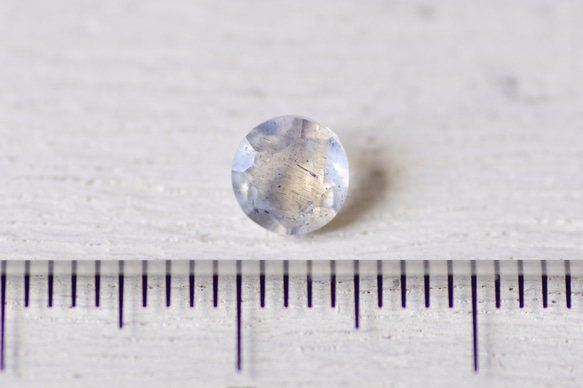 ラブラドライト＊ラウンド・カット＊0.48ct＊5.1mm＊FLA-023 6枚目の画像