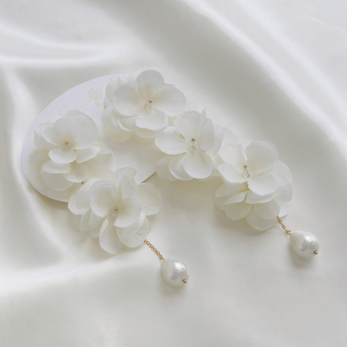 小花 かすみ草 ヘッドドレス ホワイト ブライダル ウエディング 小花 かすみ草 ヘッドドレス ホワイト ブライダル ウエディング