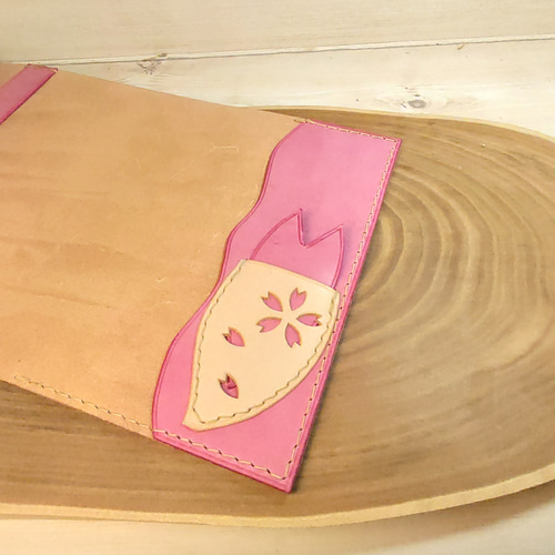 【桜の栞付き】ブックカバー「夜桜と雫」 桜の栞付き】ブックカバー「桜」 ブックカバー A.C.M Leathers