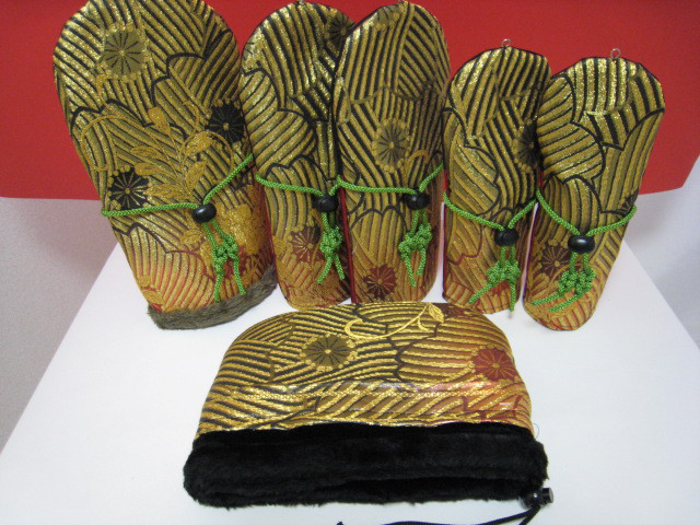 2023-001　ゴルフ　ヘッドカバー　ドライバー　ウッド　UT　アイアン用　６点セット　チャーム付き