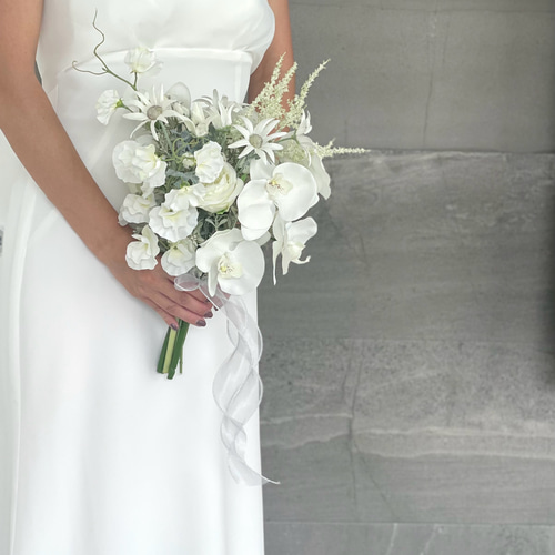 コチョウラン♪ホワイトブーケ ウェディングブーケ ブートニア付き