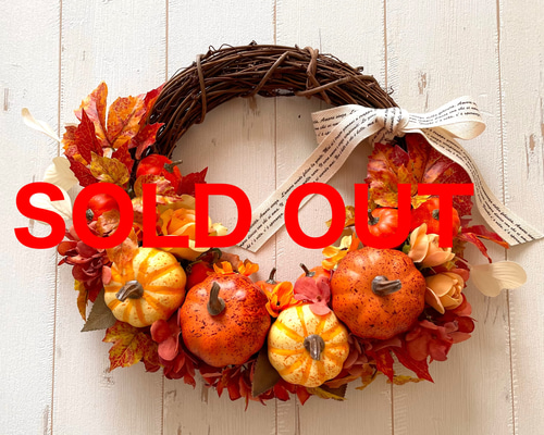 カボチャがいっぱいのハロウィンリース ハロウィン 秋リース 玄関