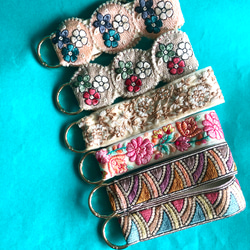 リングショートストラップ スマホストラップ キーホルダー チャーム インド刺繍リボン インド刺繍 タグ 6枚目の画像