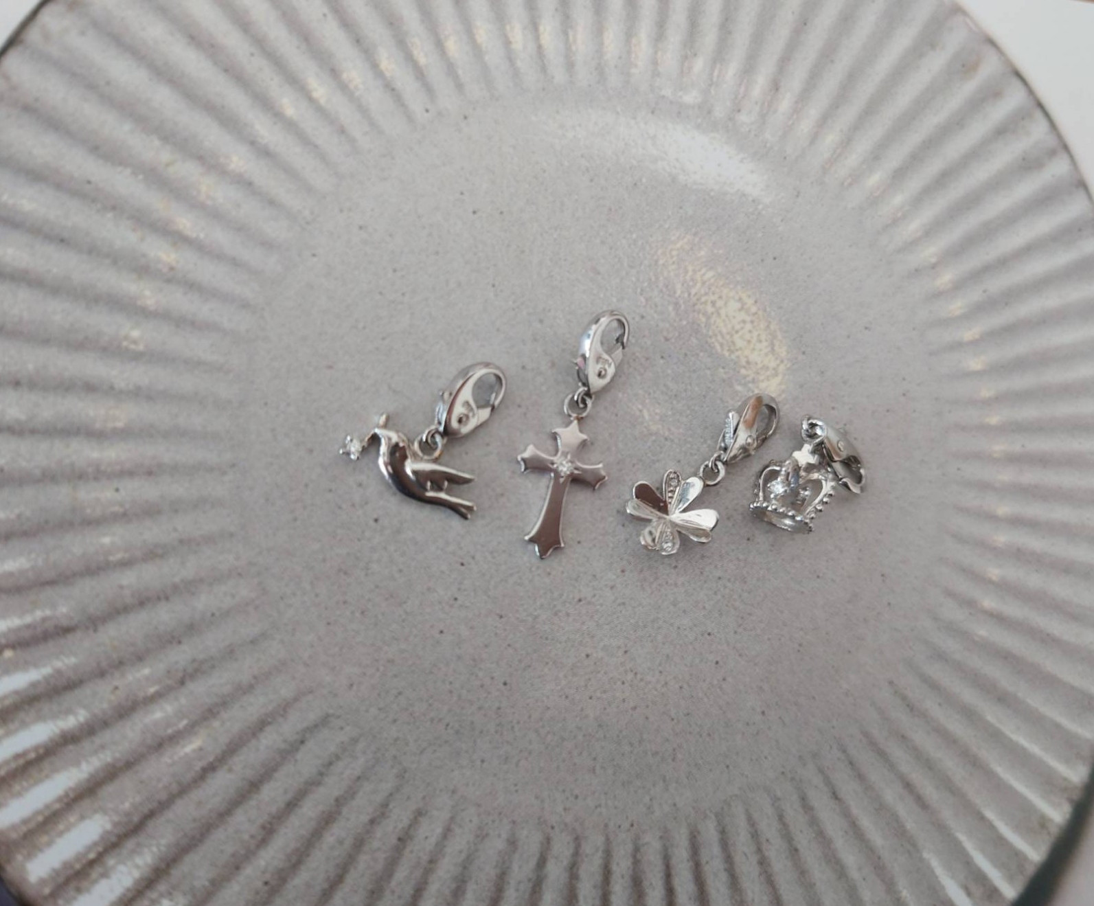 各1限定販売 売り切り ラッキーチャーム ダイヤモンド ネックレス ペンダント Pt900 プラチナ900  チャーム