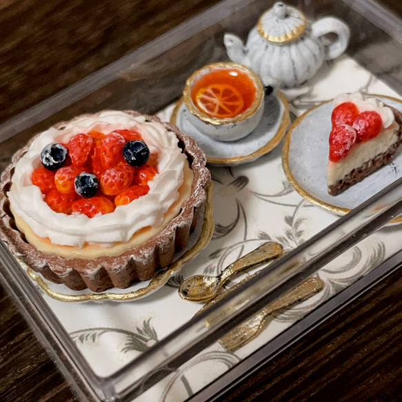 ミニチュアデザートセット ストロベリー柄 茶色かっ