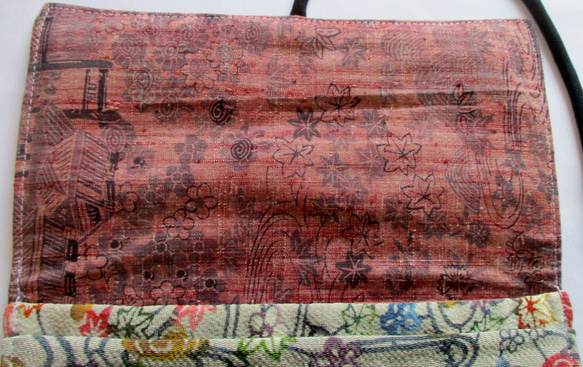７３３５　花柄の着物で作った和風財布・ポーチ＃送料無料 7枚目の画像