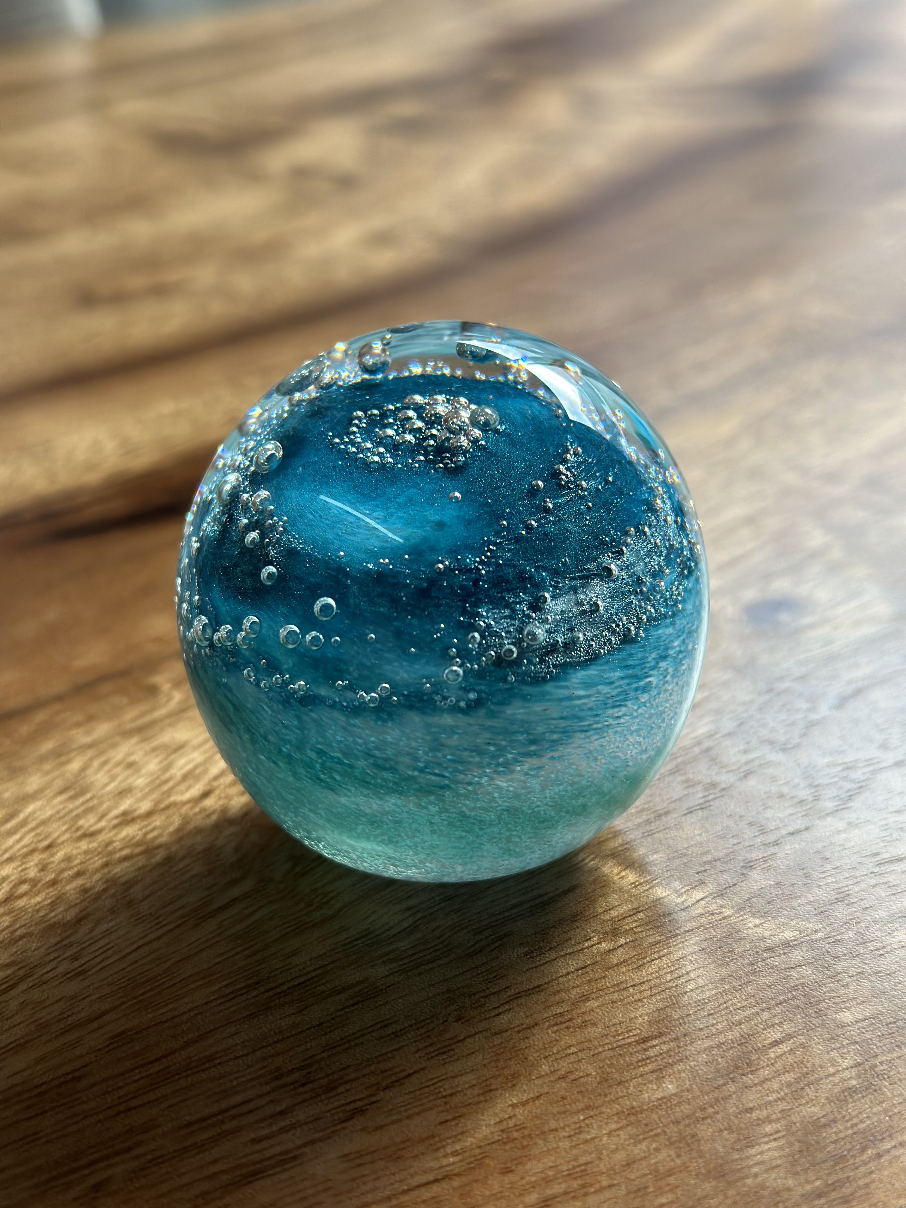 水の惑星ペーパーウエイト　ブルー