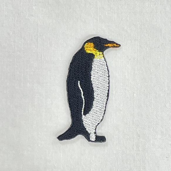 ペンギン　ワンポイント　刺繍　ワッペン　アップリケ　シール可 1枚目の画像