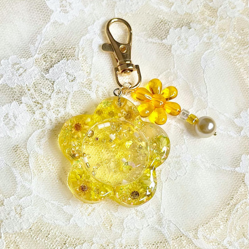 お花のシェイカーキーホルダー ドライフラワー 青 水色 赤 ピンク 黄色