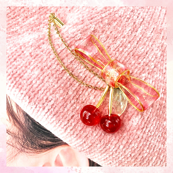 さくらんぼ リボン ブローチ ハットピン ピンク 大人かわいい レジン アクセサリー プレゼント 2枚目の画像