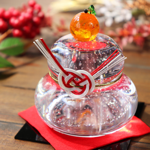 ガラスのきらめき鏡餅（透明な橙）」 スウェーデンクリスタル 上品