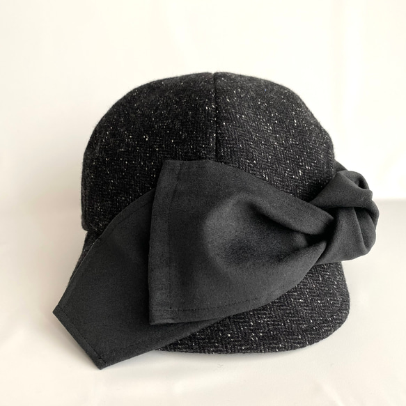 【新作】アシンメトリーなビッグリボンのCAP✳︎秋冬の帽子✳︎選べるサイズ受注生産 1枚目の画像